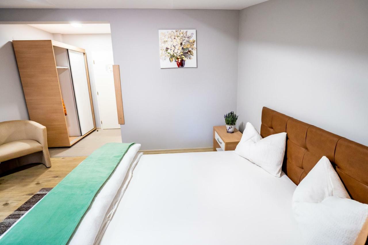 ホテル Casa Blum ルゴジ エクステリア 写真